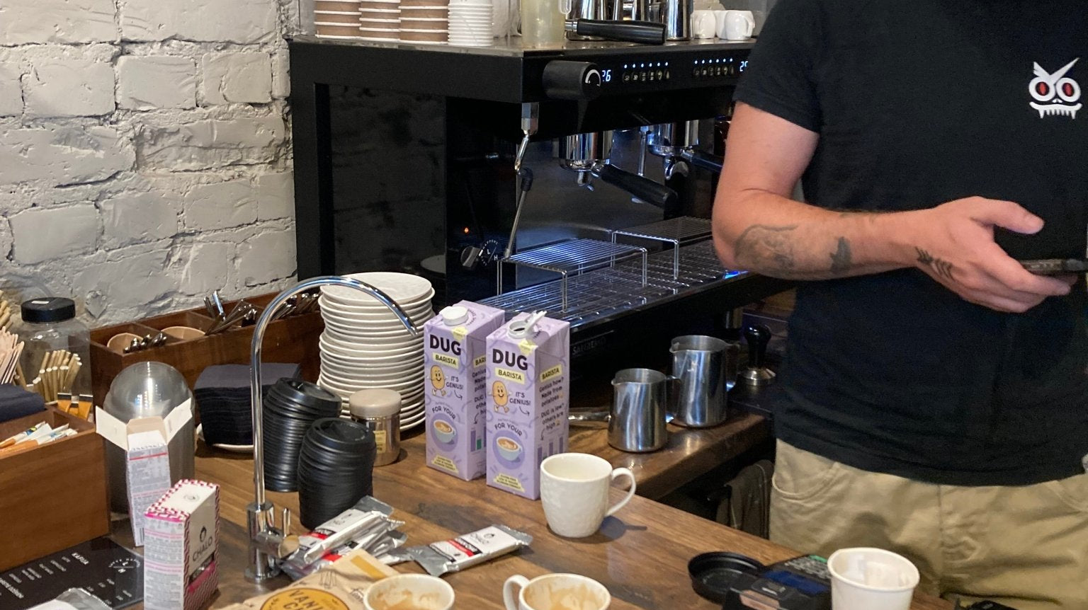 DUG - jauns alternatīvais piens - AURON COFFEE ROASTERY